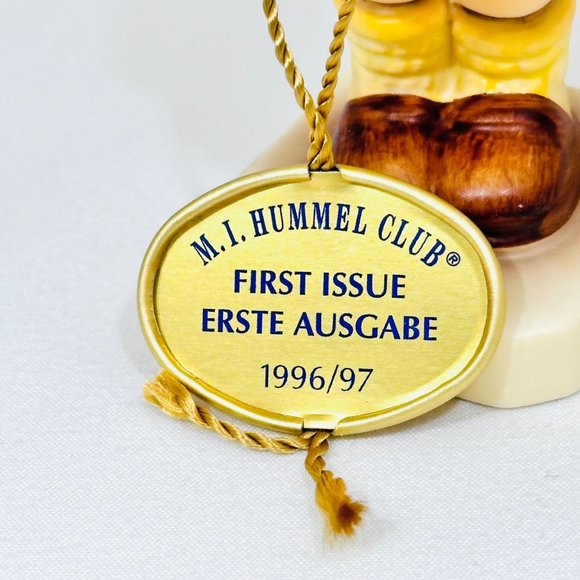 Goebel Hummel #793 "Forever Yours."  First Issue 1996/97 - TMK-7 - Picture 9 of 11